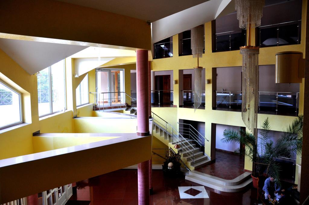 Sonyachna Polyana Hotel Esterno foto